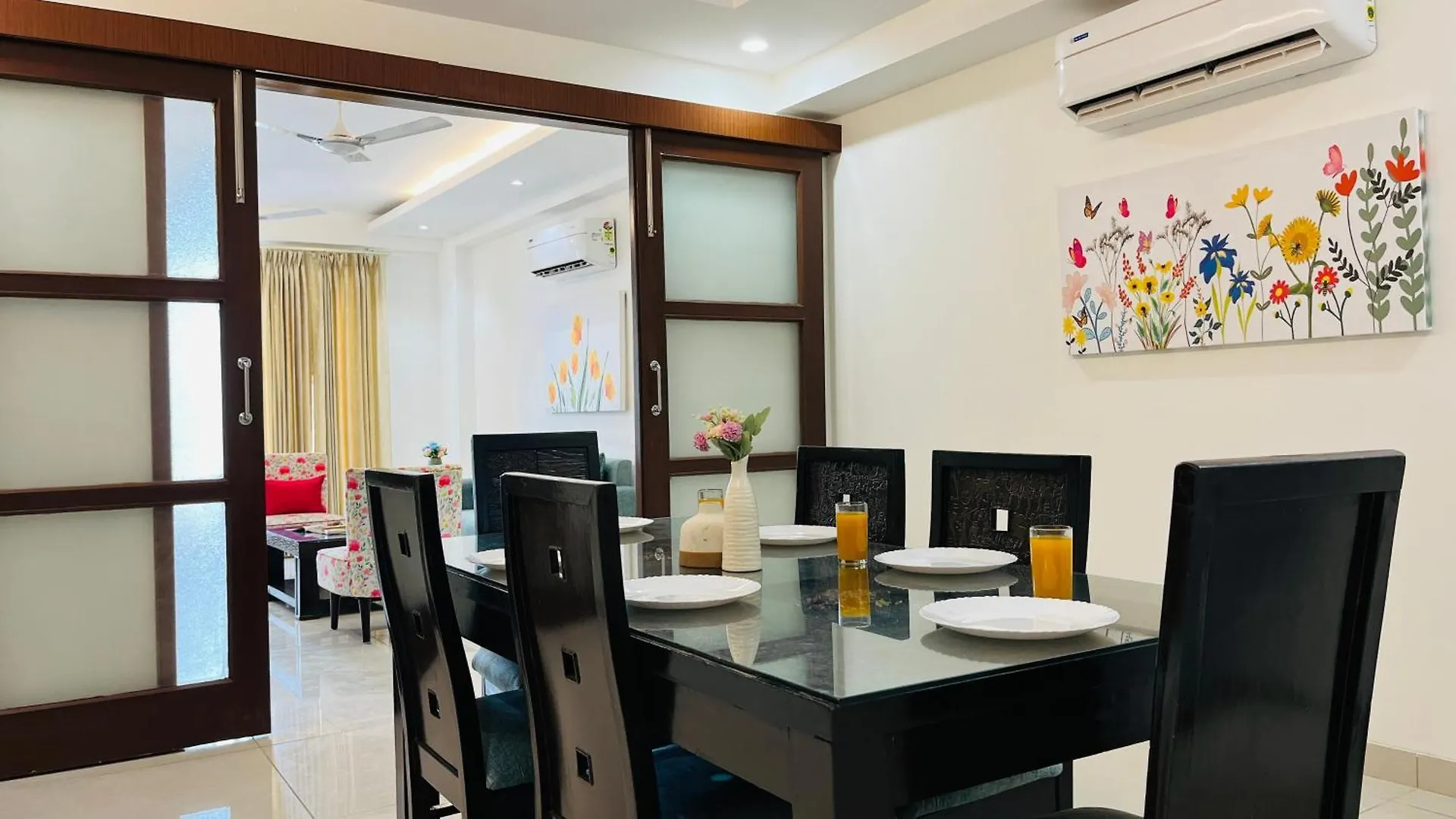Olive Service Apartments Dlf Galleria Gurgaon India