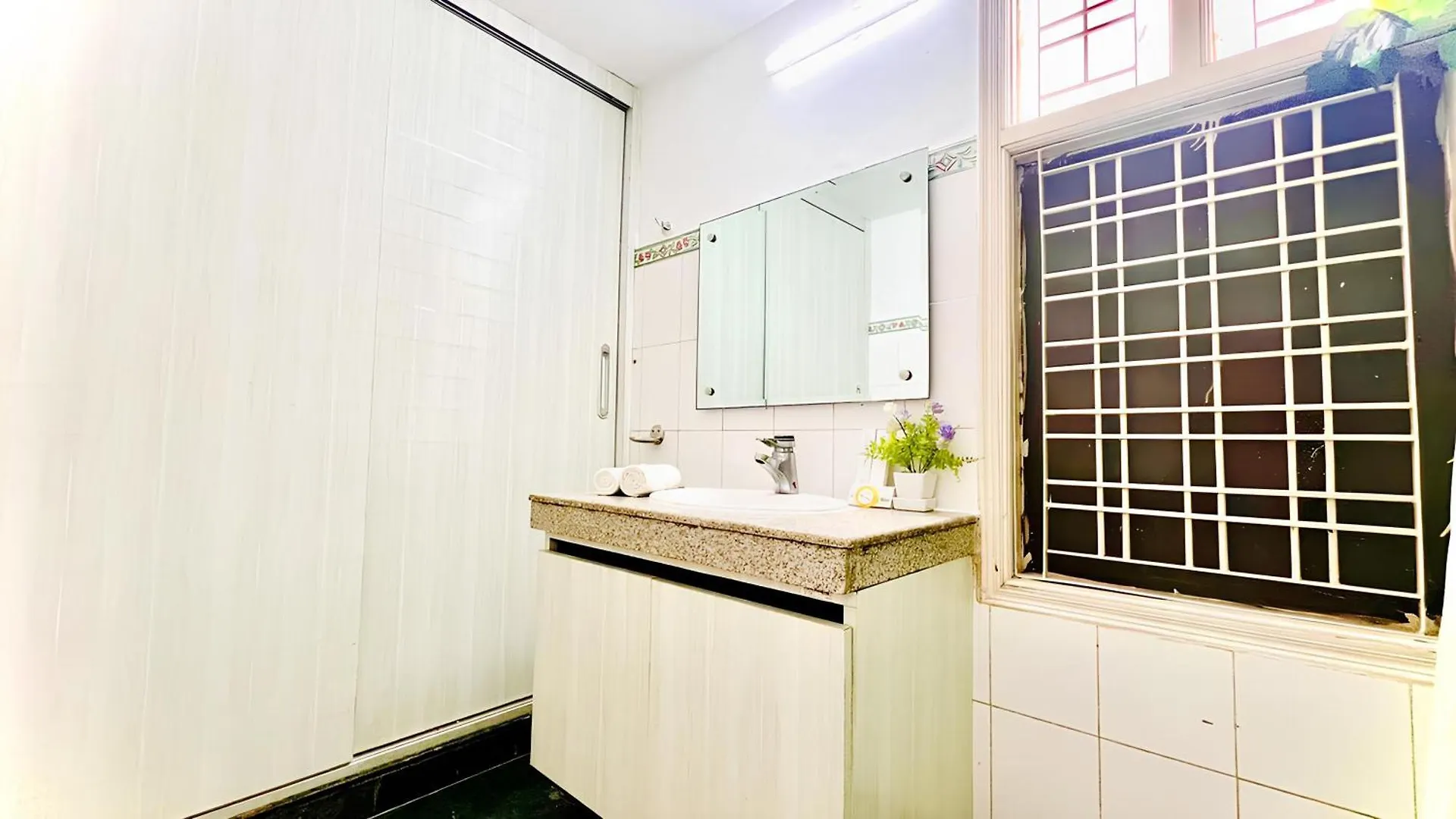 Olive Service Apartments Dlf Galleria Gurgaon
